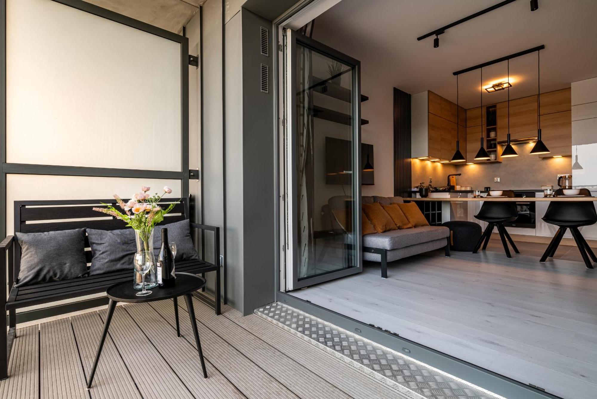 Apartment - Balcony, Fitness - By Rentujemy Wroclaw